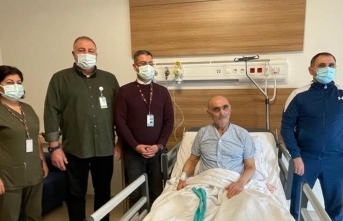 70 yaşındaki hasta Türkiye’de sağlığına kavuştu