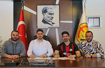 Eskişehirspor 3 futbolcuyu daha renklerine bağladı
