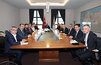 Murat Özcan kritik toplantılara katılıyor