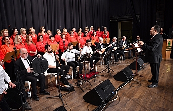 Kadınlar Korosu'ndan Öğretmenler Günü konseri