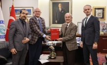 TÜİK Eğitim Araştırma Merkezi Müdürü Boranoğlu'ndan Büyükerşen'e ziyaret
