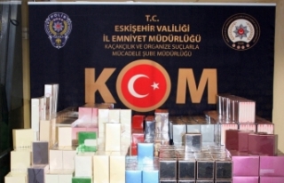 Binlerce kaçak parfüm yakalandı