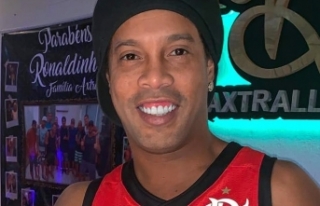 Ronaldinho koronaya yakalandı