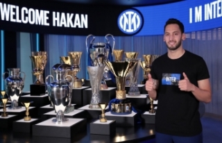 Hakan Çalhanoğlu Inter'de