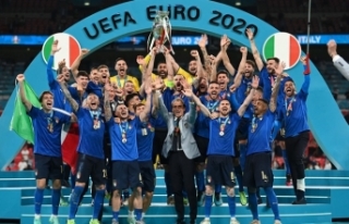 EURO 2020 şampiyonu İtalya!