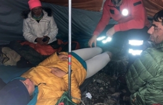Ukraynalı dağcılar kurtarıldı