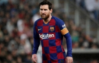 Messi Barcelona'dan ayrıldı