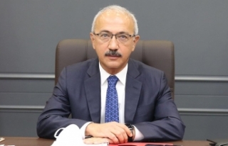 Maliye Bakanı Lütfi Elvan istifa etti