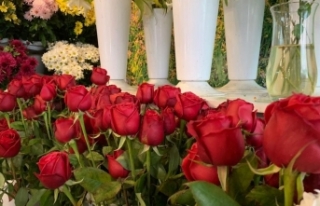 Çiçekçiler 14 Şubat’tan umutlu