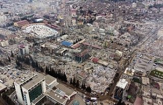 Depremlerde hayatını kaybedenlerin sayısı 24 bin...