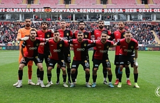 Eskişehirspor 6-0'lık üstünlükle ligde zirveyi...