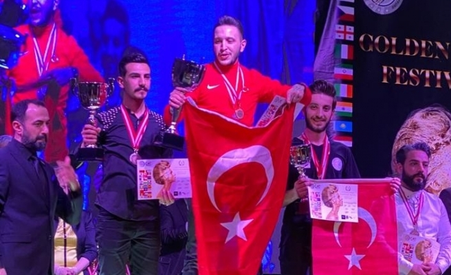 Eskişehirli kuaför Türkiye birincisi oldu