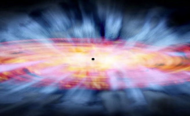 1000 ışık yılı uzaklıkta kara delik keşfedildi