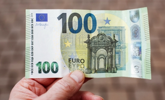 Bulgaristan ve Hırvatistan Euro'ya geçiyor