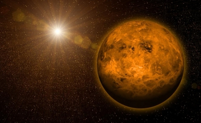 Venüs'te yaşam olabileceği iddia edildi