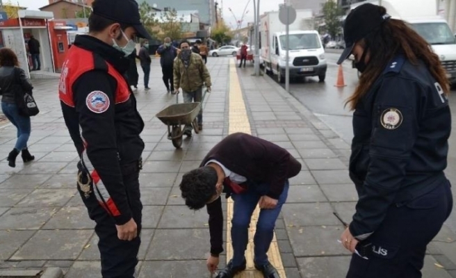 Eskişehir'de sokakta sigara içmek yasaklandı