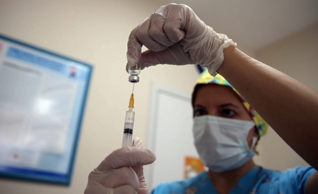 60 yaş üzeri aşı randevuları açıldı