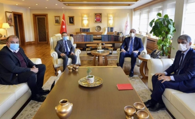 Ahmet Ataç, Bakan Ersoy ile görüştü