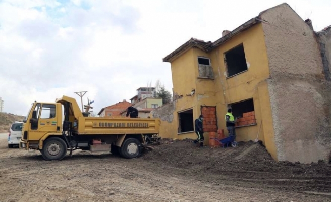 Eskişehir'de o binalar yıkılıyor