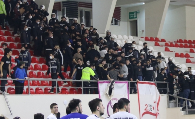 Beşiktaş taraftarları Eskişehir'de rahat durmadı!