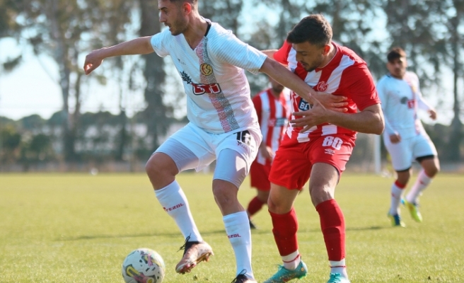 Eskişehirspor Antalya'da hazırlık maçlarını sürdürüyor