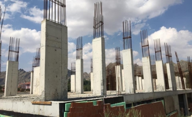 Sivrihisar Devlet Hastanesi inşaatı kaderine terk edildi