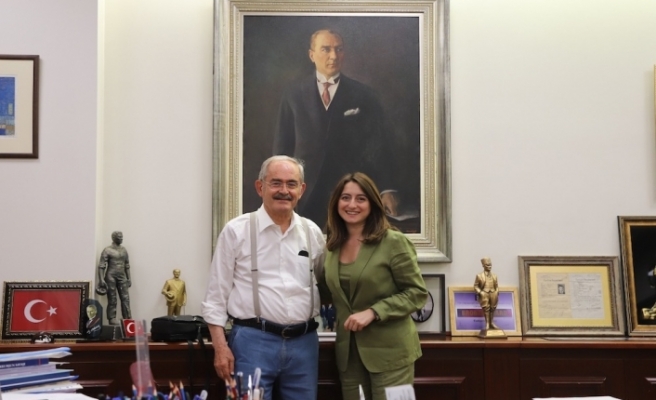 CHP MYK üyesi Bankoğlu, Yılmaz Büyükerşen'i ziyaret etti