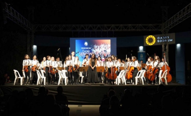 İki Elin Sesi Var çocuk korosundan Bodrum'da konser