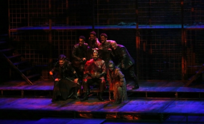 Şehir Tiyatroları İstanbul'da “Macbeth”i sahneledi