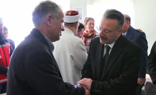 Vali Aksoy ve Diyanet İşleri Başkanı Erbaş'tan şehit ailesine başsağlığı ziyareti