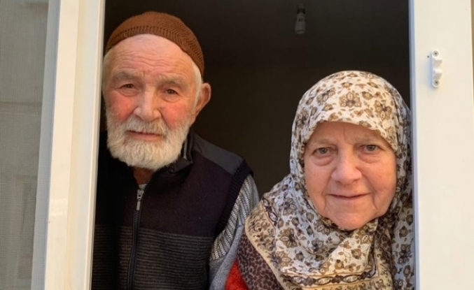 67 yıllık çift bir gün arayla korona kurbanı
