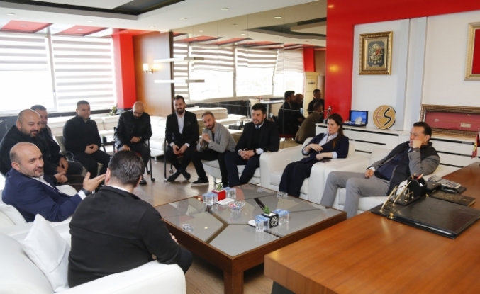 Eskişehirspor Nebi Hatipoğlu ve AK Parti yönetimini ağırladı